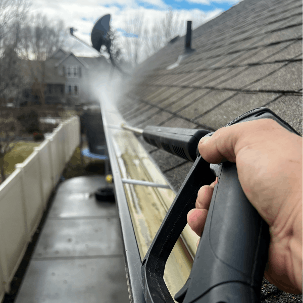 Roof Gutter Cleaning Services from APT ICC