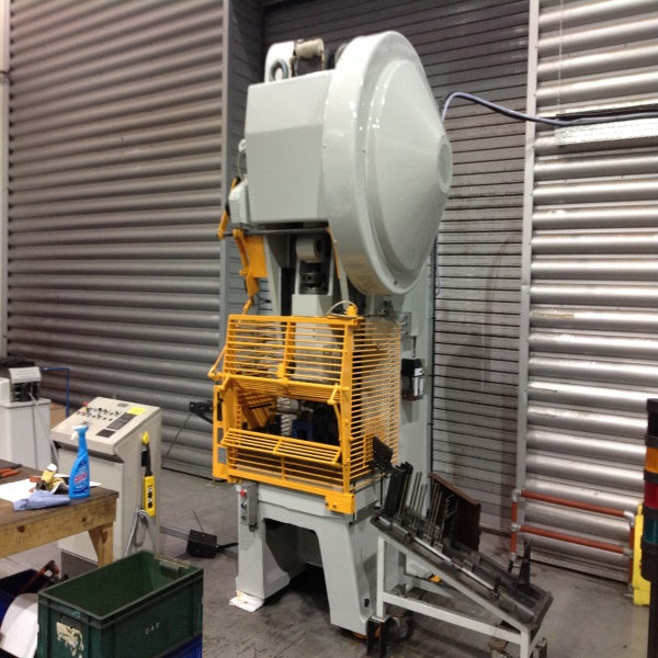 Industrial Machinery Painting & Floor & Warehouse Cleaning at Sun Hydraulics