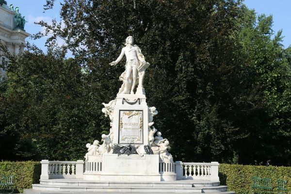 Memorial Monument Restoration from APT ICC