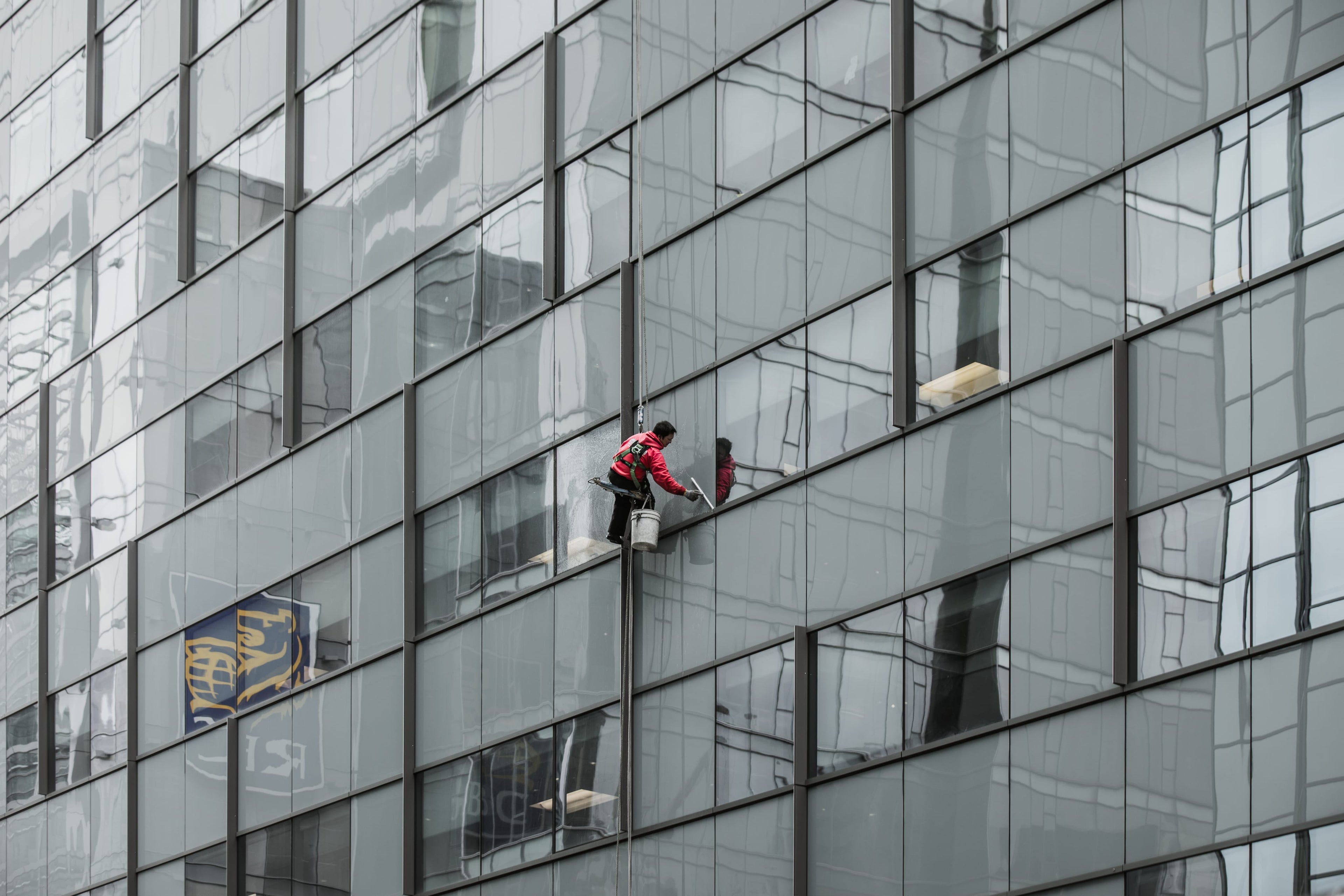 Window Washing Services from APT ICC