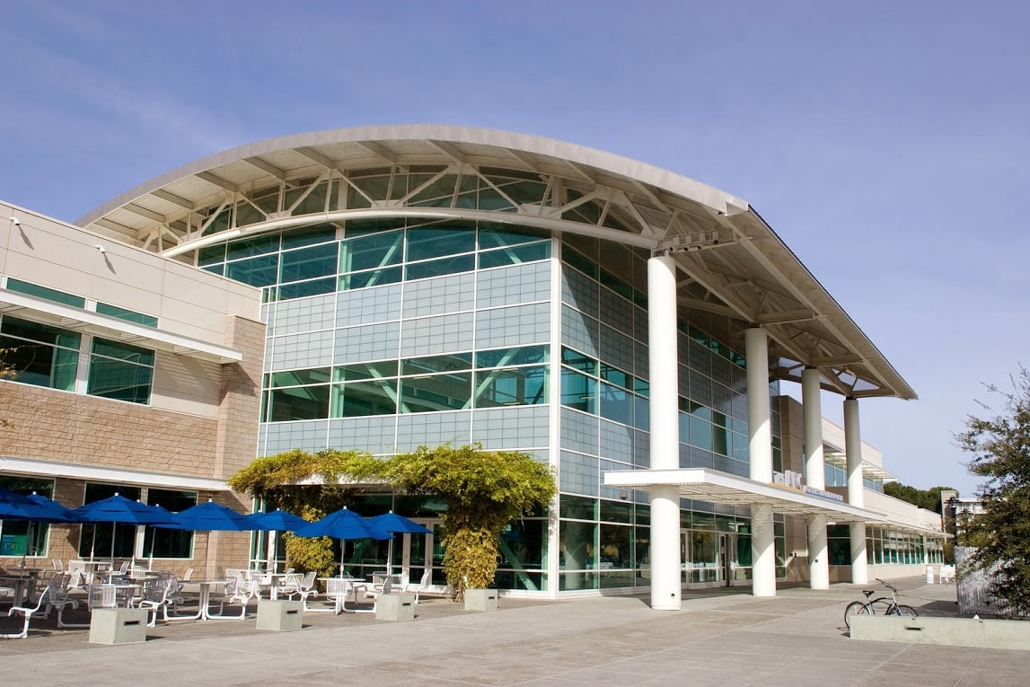 Commercial Building Cladding Cleaning Service from APT ICC