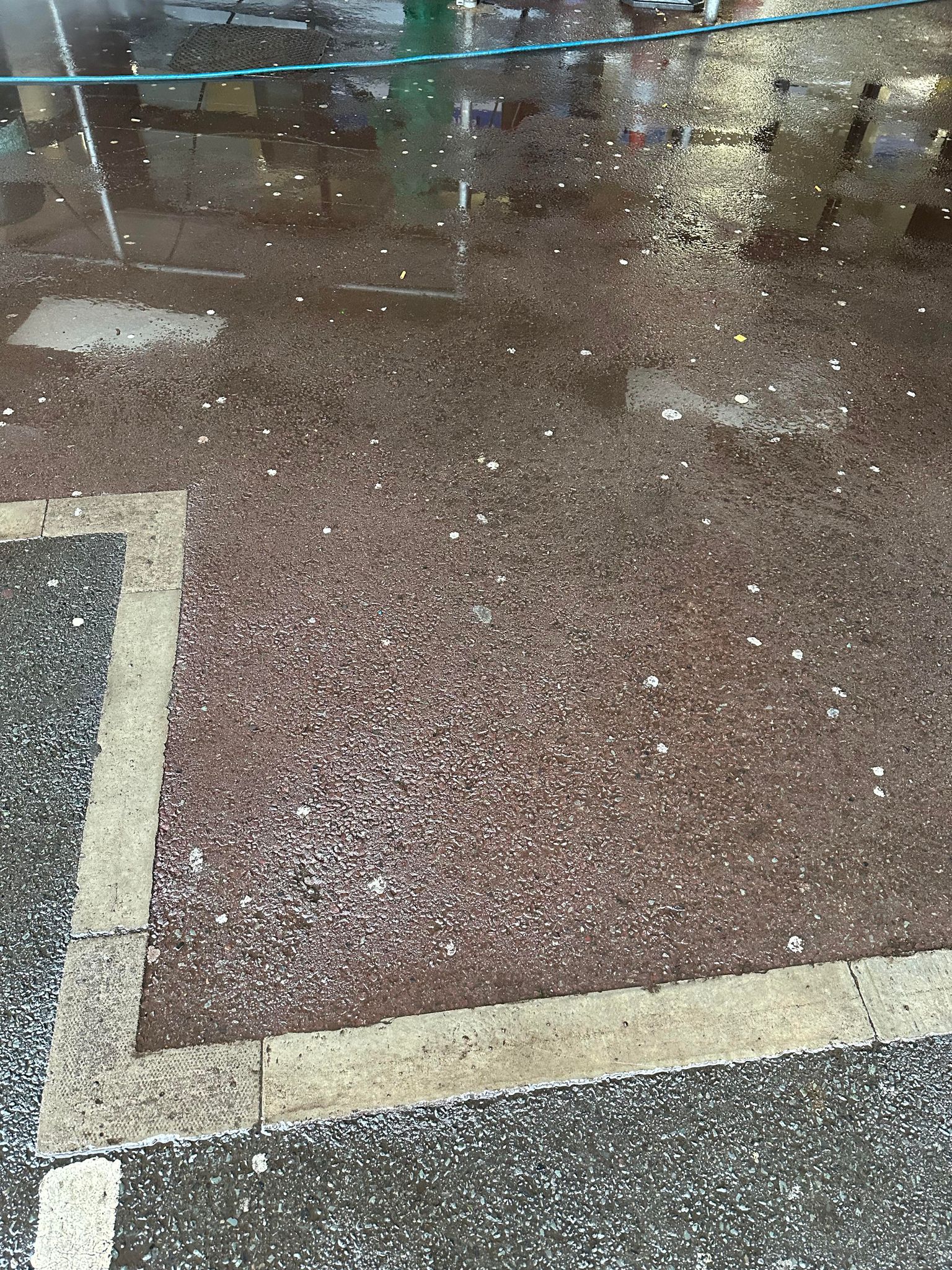 Commercial Chewing Gum Removal Service from APT ICC